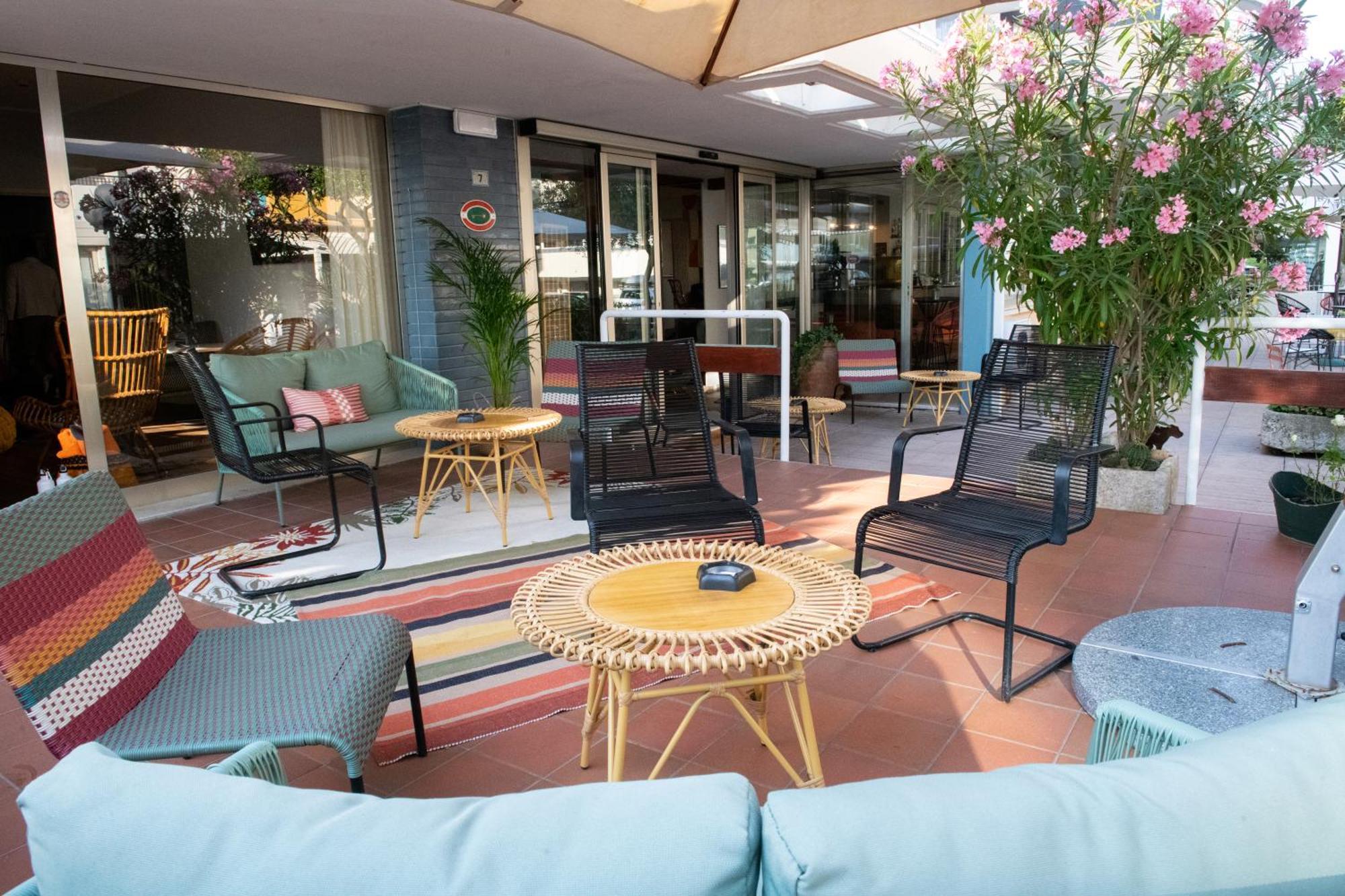 ריצ'יונה Hotel Mirabella מראה חיצוני תמונה