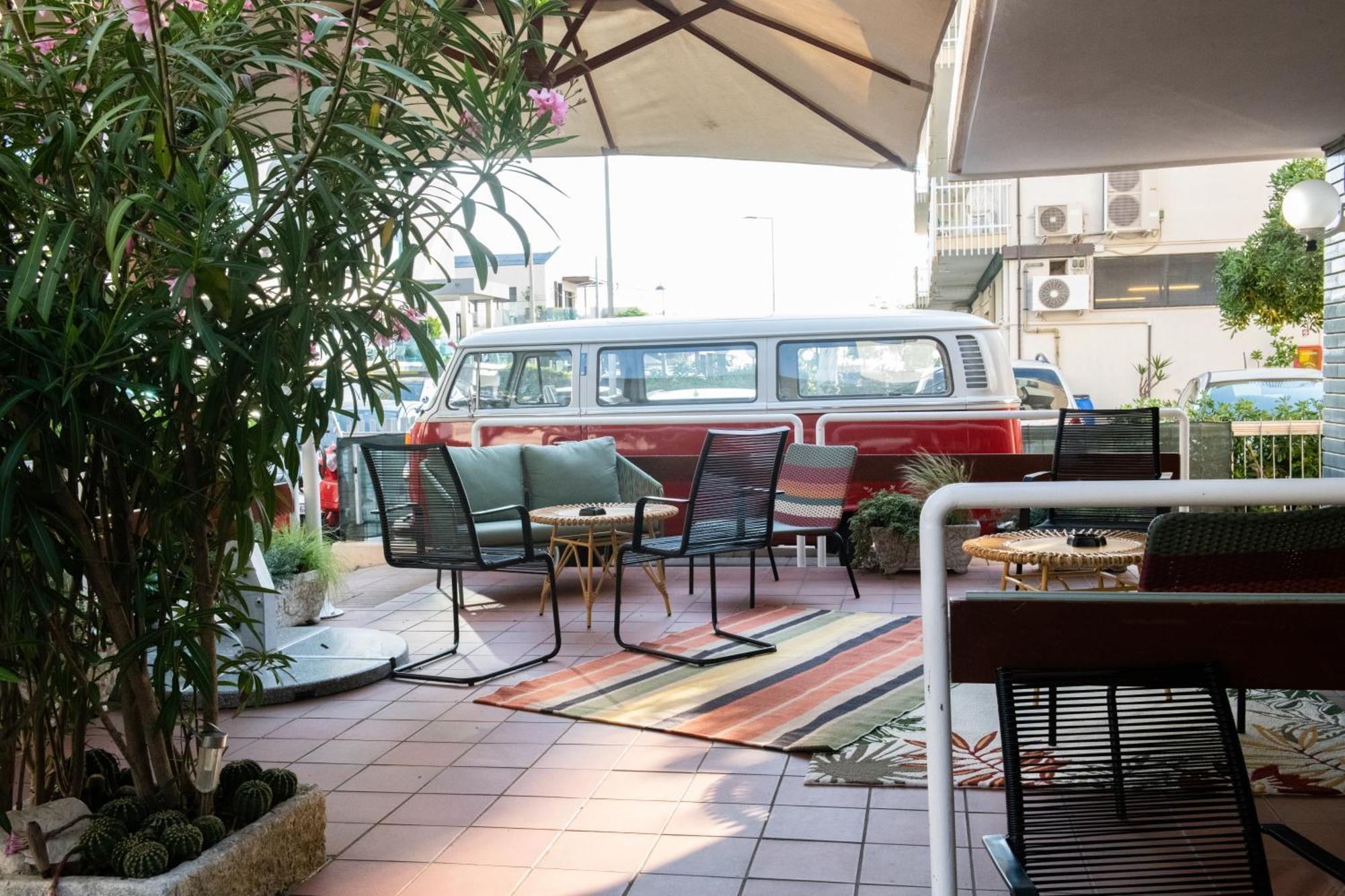 ריצ'יונה Hotel Mirabella מראה חיצוני תמונה