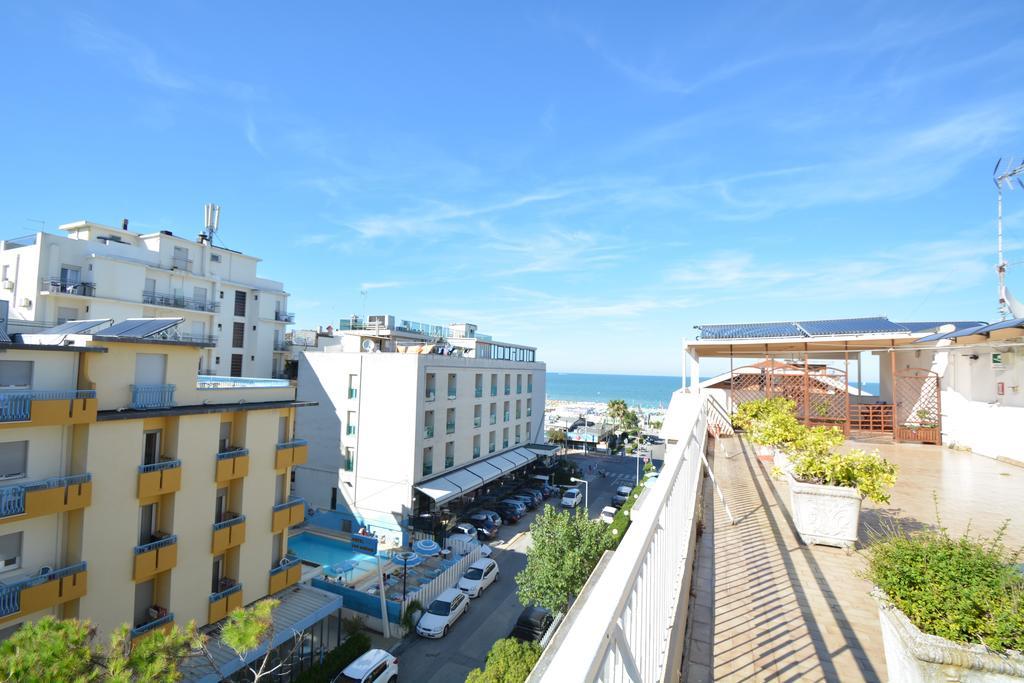 ריצ'יונה Hotel Mirabella מראה חיצוני תמונה