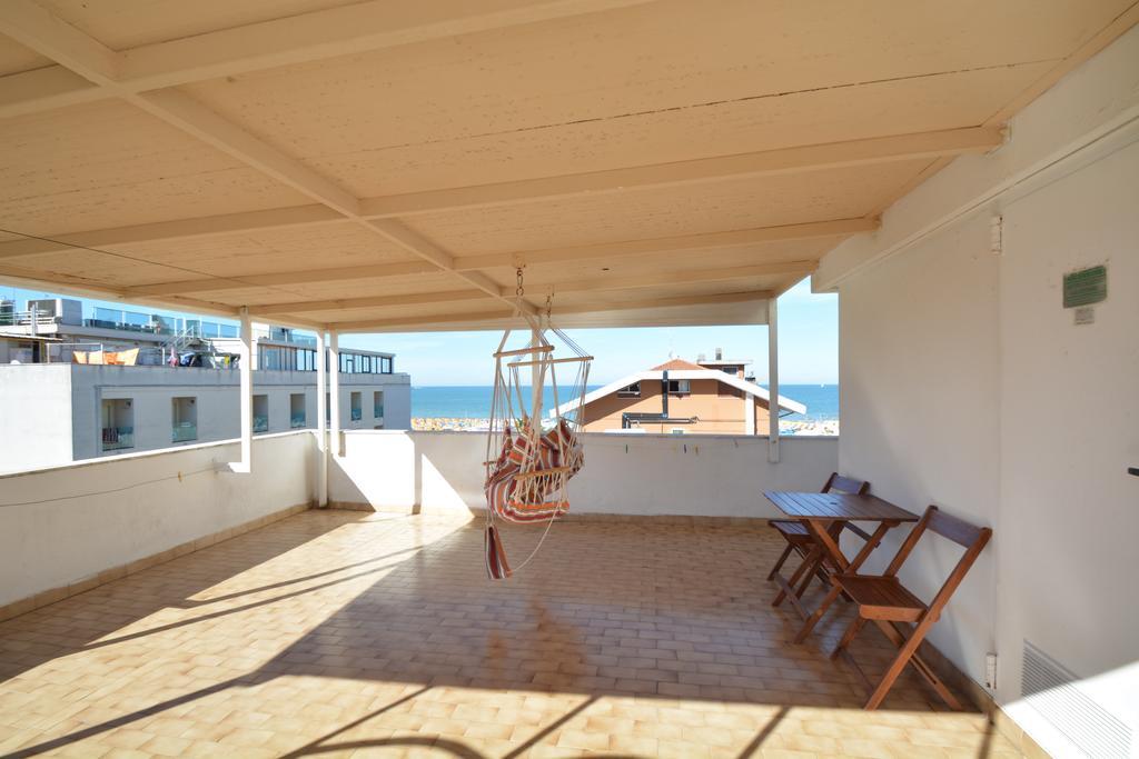 ריצ'יונה Hotel Mirabella מראה חיצוני תמונה